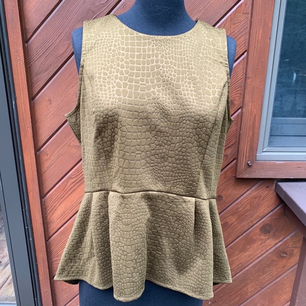 Worthington Top
